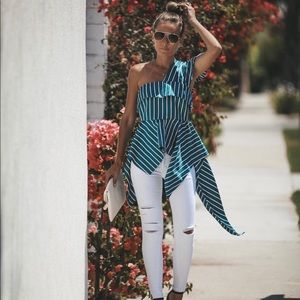 VICI Lambert one shoulder top